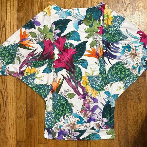 Trina Turk Amazonia Floral Multicolor Women's top sz small - Picture 13 of 13